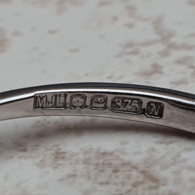 Marquise Sapphire and Diamond ring in 9ct Gold, a UK K 1/2 or a US 5 3/4