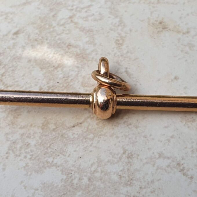 Plain Classic T Bar in 9ct Gold