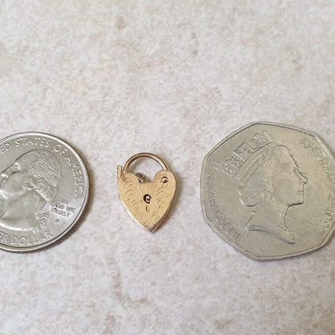 Tiny Fully Working Heart Padlock in 9ct Gold