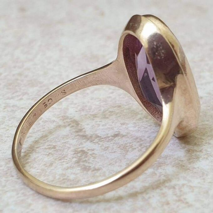 Elongated Oval Amethyst Solitaire Ring in 9ct gold.