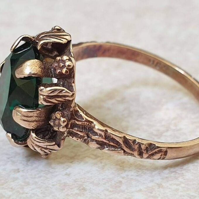 Ornate Synthetic Green Tourmaline Ring in 9ct Gold.