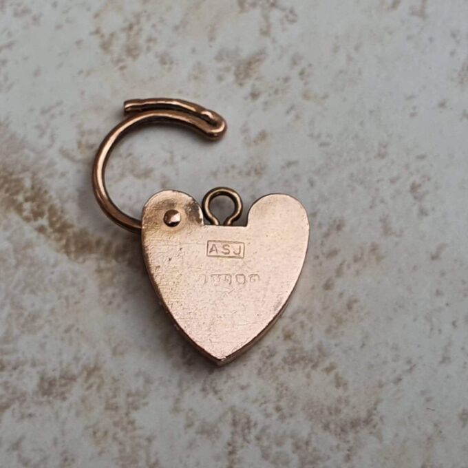 Small Engraved Working Heart Padlock in 9ct Rose Gold