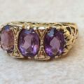 Amethyst Three Stone Ring I 9ct Gold, a UK J 1/2 or a US 5 1/4