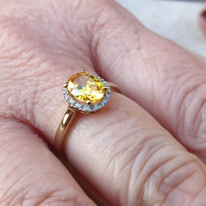 Vibrant Sunshine Yellow Paste Ring in 9ct Gold,  a UK O or a US 7 1/2.