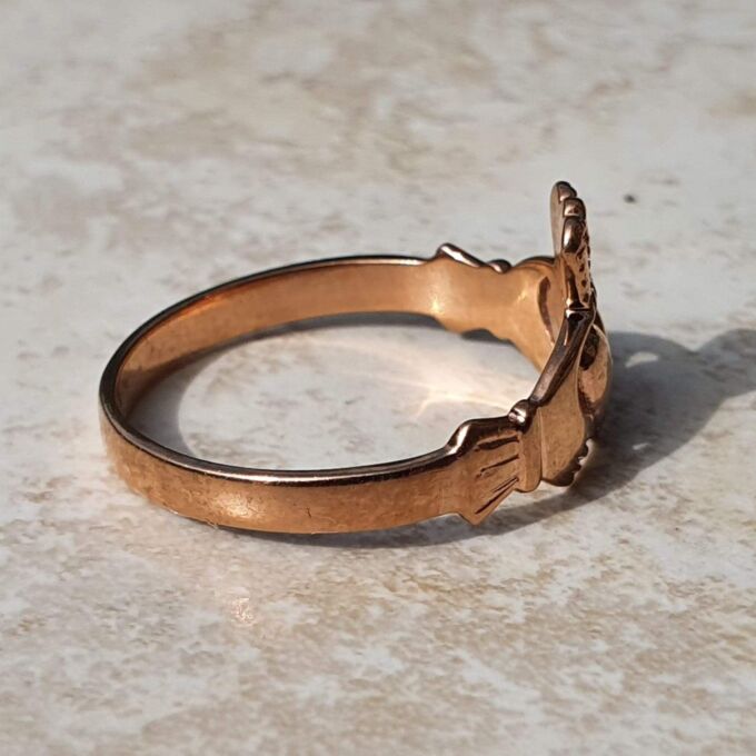 Simple Claddagh Ring in 9ct Rose Gold, a UK L 1/2 or a US 6 1/4