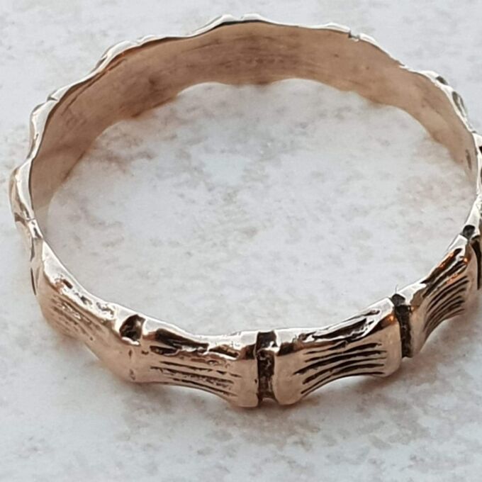 Vintage Bamboo Patterned Band in 9ct Gold, a UK (almost) N or a US 6 3/4.