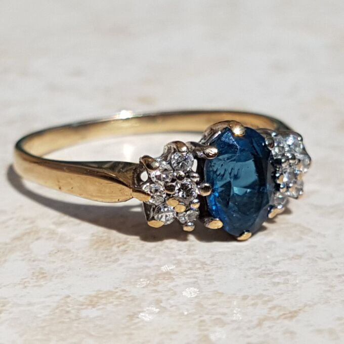 Sale – London Blue Topaz and Diamond Ring in 9ct Gold, a UK N 1/2 or a US 7 1/4.