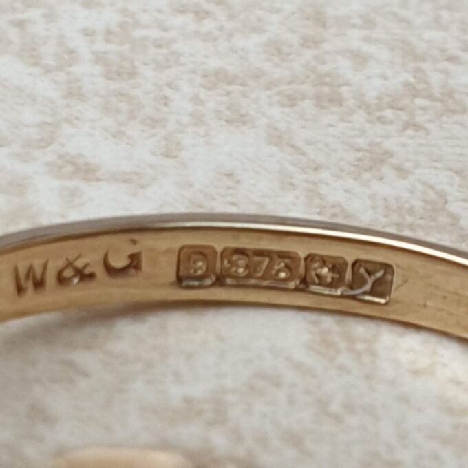 Citrine Solitaire Ring in 9ct Gold, a UK O or a US 7 1/2.