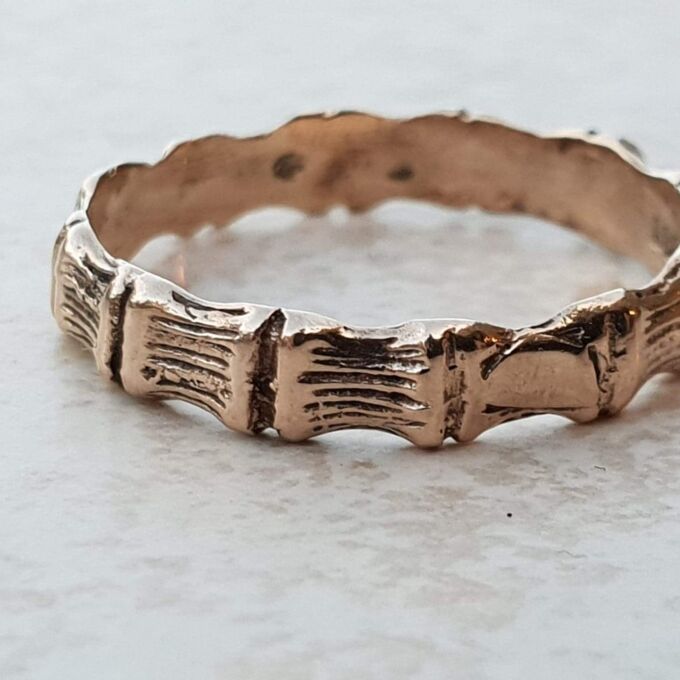 Vintage Bamboo Patterned Band in 9ct Gold, a UK (almost) N or a US 6 3/4.
