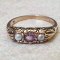 Amethyst and Pearl Ring in 9ct Gold, a UK K or a US 5 1/2
