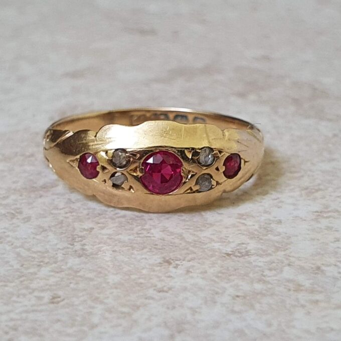 Edwardian Ruby and Diamond Ring in 18ct gold.