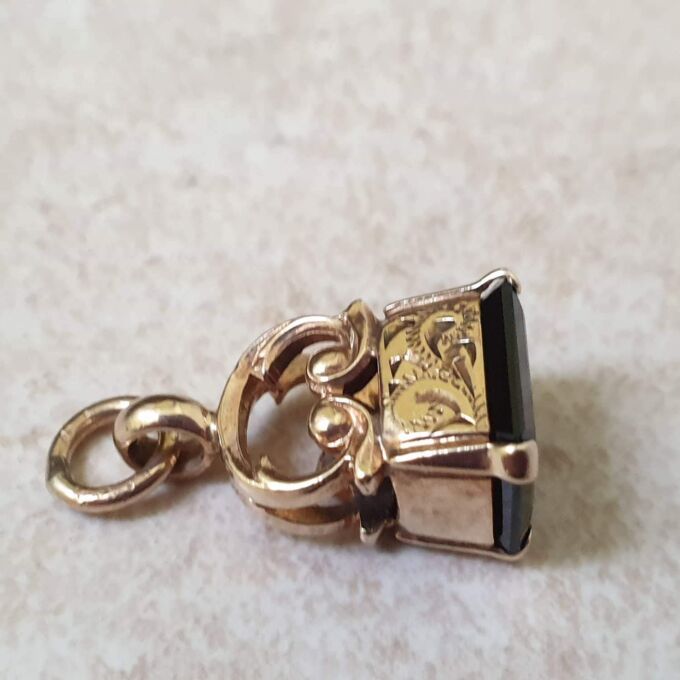 Engraved Garnet Fob in 9ct Gold