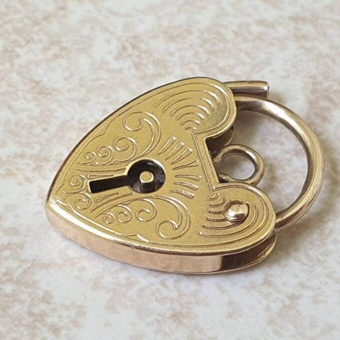 Engraved Front Fully Working Heart Padlock in  9ct Gold