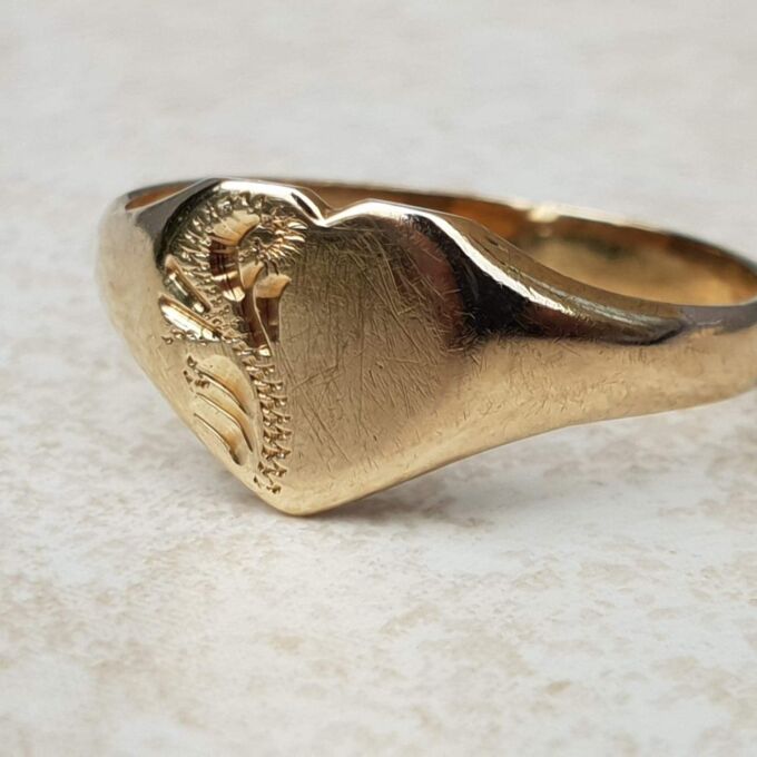 Sale – Heart Signet Ring in 9ct Gold, a UK O 1/2 or a US 7 1/2.