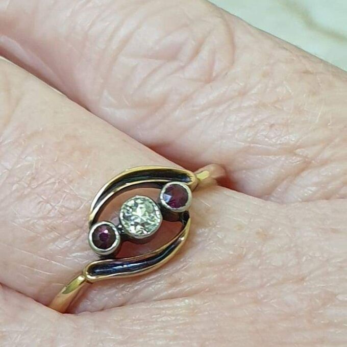 Ruby & Diamond Trilogy Crossover Bypass Ring in 18ct Gold.