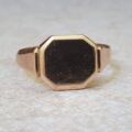 Plain Signet ring in 9ct Gold.