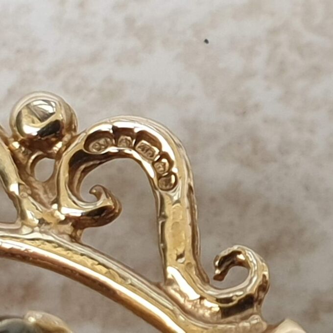 Carnelian, Bloodstone and Onyx Spinner Fob Pendant in 9ct Gold.