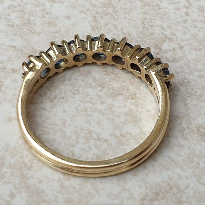 Reserved Cornflower Blue Sapphire Stacking Band,18ct Gold, a UK L 1/2 or a US 6.