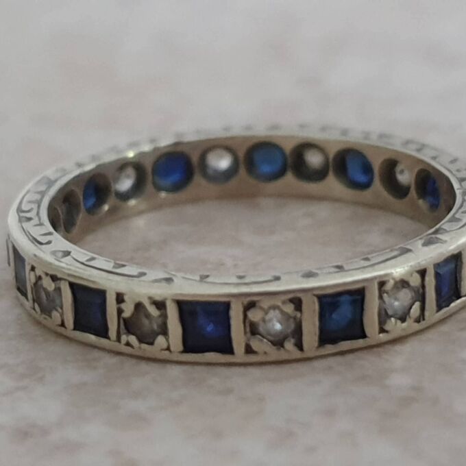 Sapphire and Spinel Full Eternity Ring in 9ct Gold, a UK M or a US 6 1/2