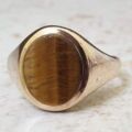 Tigers Eye Signet Ring in 9ct Gold, a UK P 1/2 or a US 8