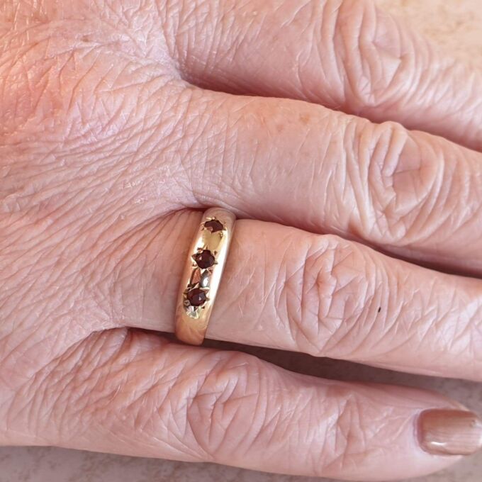 Three Stone Garnet Ring in 9ct Gold,  a UK O or a US 7 1/2.