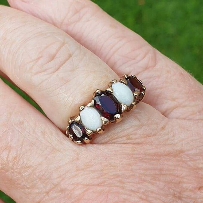 Chunky Opal and Garnet Ring in 9ct Gold, a UK L 1/2 or a US 6 1/4