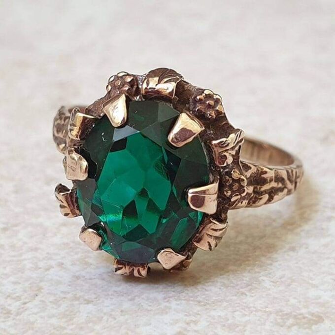 Ornate Synthetic Green Tourmaline Ring in 9ct Gold.