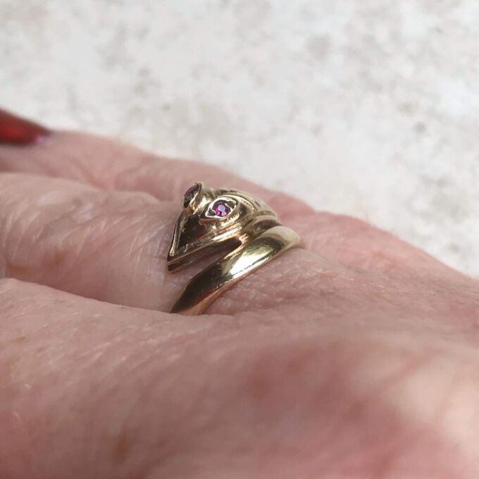 Snake Ring in 9ct Gold,  a UK L or a US 6.