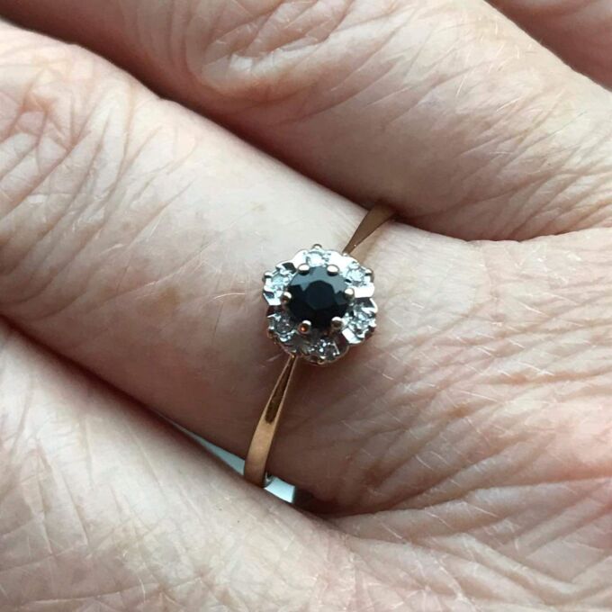 Sapphire and Diamond Ring in 9ct Gold,  a UK S or a US 91/2.