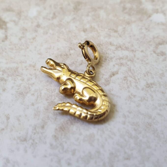 Alligator or Crocodile Charm Pendant in 9ct Gold