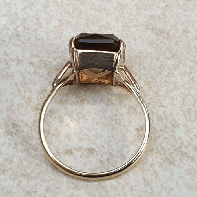 Smoky Quartz Solitaire Ring in 9ct Gold,  a UK N 1/2or a US 7.