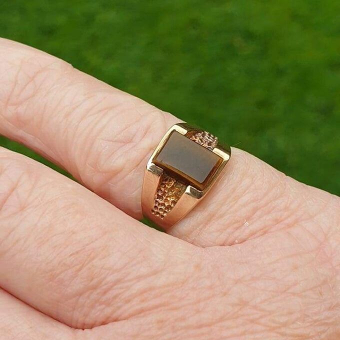 Tiny Tigers Eye Signet Ring in 9ct Gold.