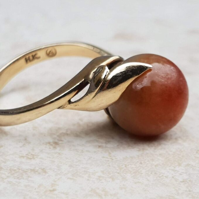 Fabulous Carnelian Ball Ring in 14k Gold, a UK L 1/2 or a US 6.