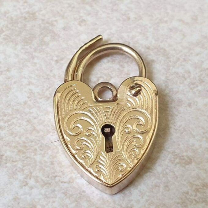 Engraved Fully Working Heart Padlock in 9ct Gold