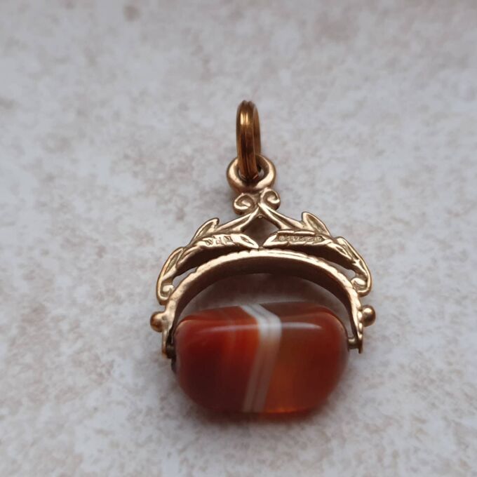RESERVED – Banded Agate Spinner Fob in 9ct Gold
