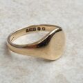 Classic Vintage Signet Ring in 9ct Gold, a UK L or a US 6