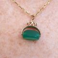 Chrysoprase Spinner Fob Pendant in 9ct Gold