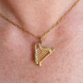Vintage Harp Pendant in 9ct Gold.