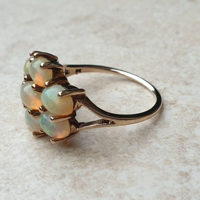 Seven Stone Opal Cluster Ring in 9ct Gold, a UK M 1/2 – N or a US 6 3/4