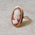 Elongated Cameo Ring in 14ct Gold.