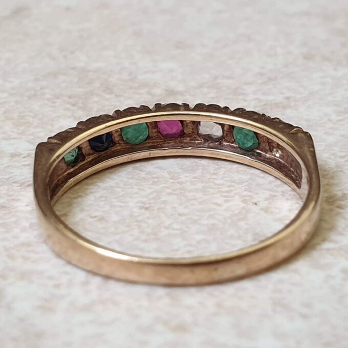 DEAREST Acrostic Ring in 9ct Gold, a UK M 1/2 or a US 6 3/4