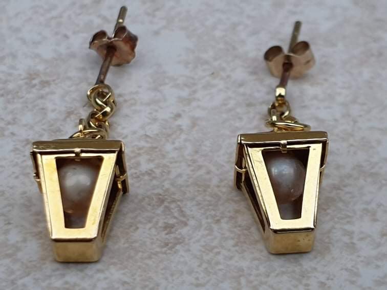 Lantern Earring in 9ct Gold
