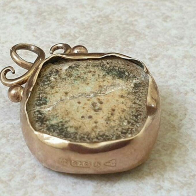 Antique Bloodstone Fob in 9ct Gold