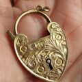 Incredibly Detailed Edwardian Heart Padlock in 9ct Gold
