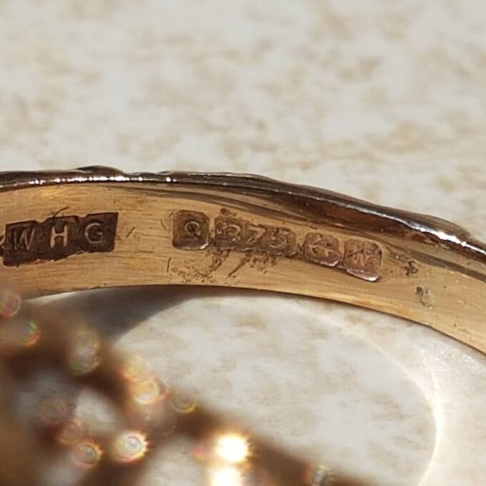 Ornate Rose Gold Tigers Eye Signet Ring, a UK K 1/2 or a US 5 3/4.