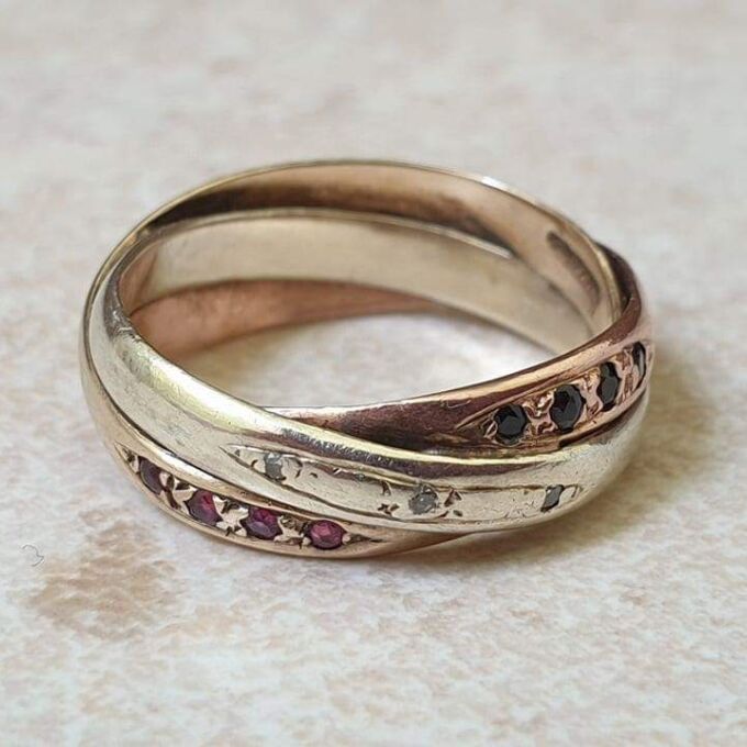 Gemset Three Colour Russian Wedding Ring in 9ct Gold.