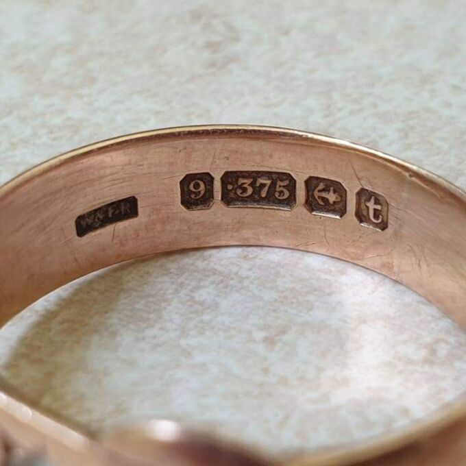 Antique Buckle Ring in 9ct Rose Gold.