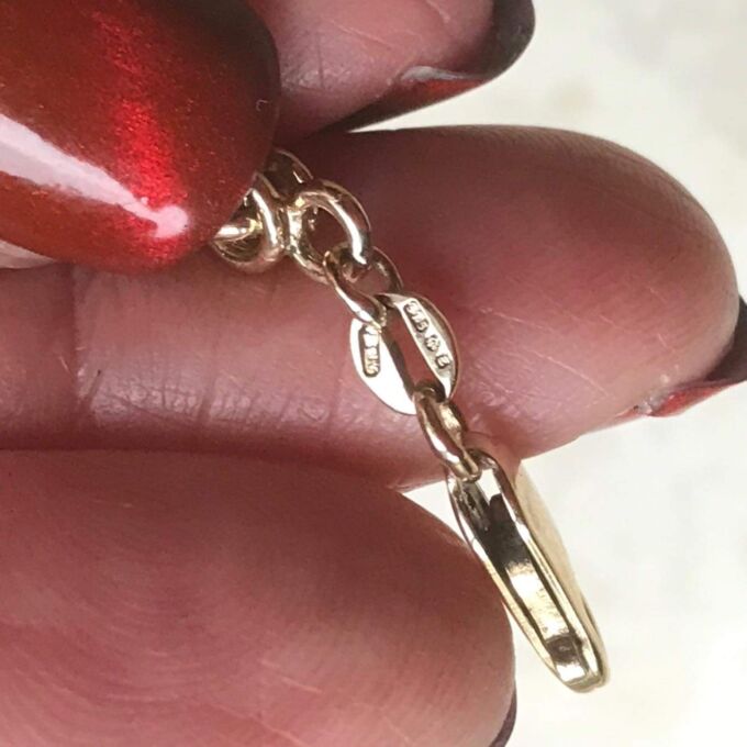 Fancy Twist Bar Bracelet in 9ct Gold,  7 3/4 inches.