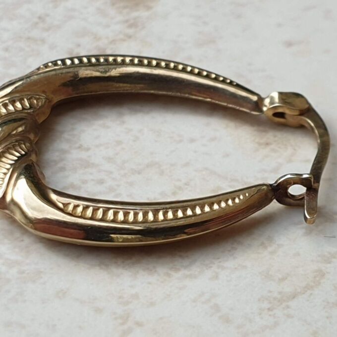 Oval Twist Pattern Creole Hoop Earrings in 9ct Gold