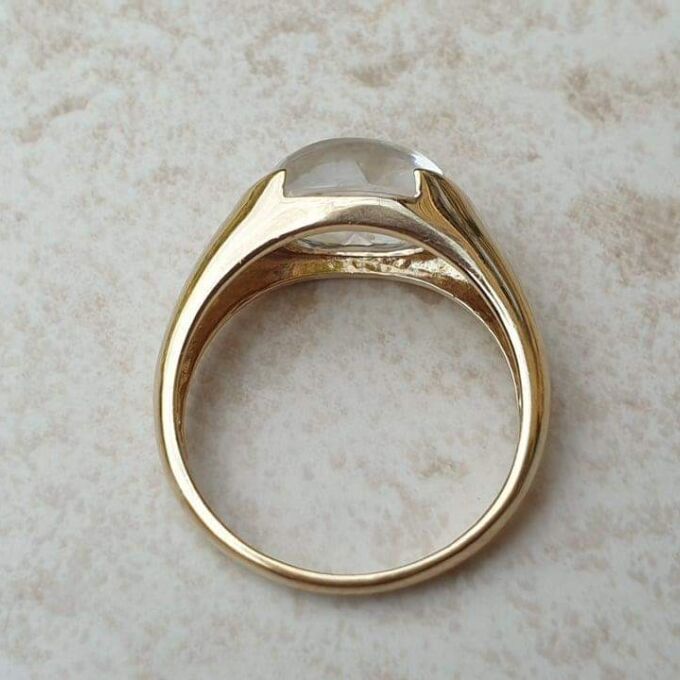 Rock Crystal Ankh Ring in 9ct Gold, a UK Q 1/2 or a US 8 3/4